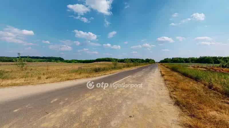 Ipari Telek Eladó Tornyospálcán 78650 m2 Vasúti Kapcsolattal