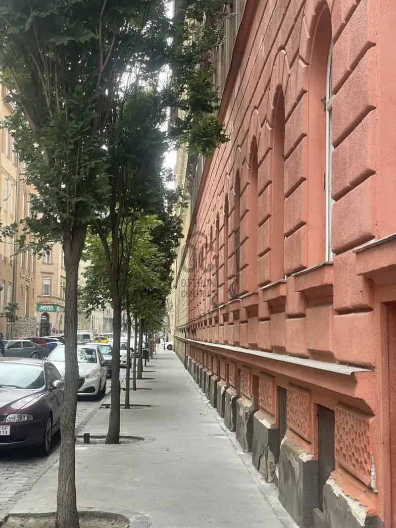 63 nm-es lakás eladó Budapest belvárosában