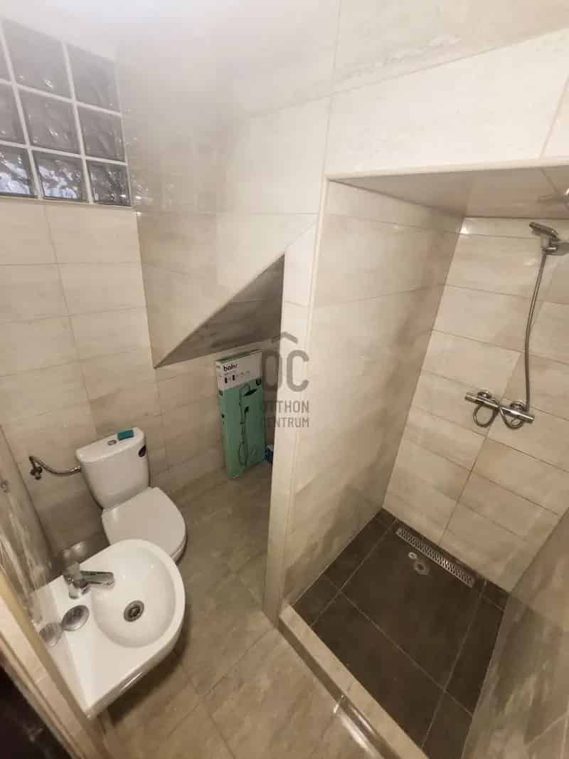 Debrecenben eladó újépítésű, 2 szintes, 110 127 m2-es családi ház kerttel
