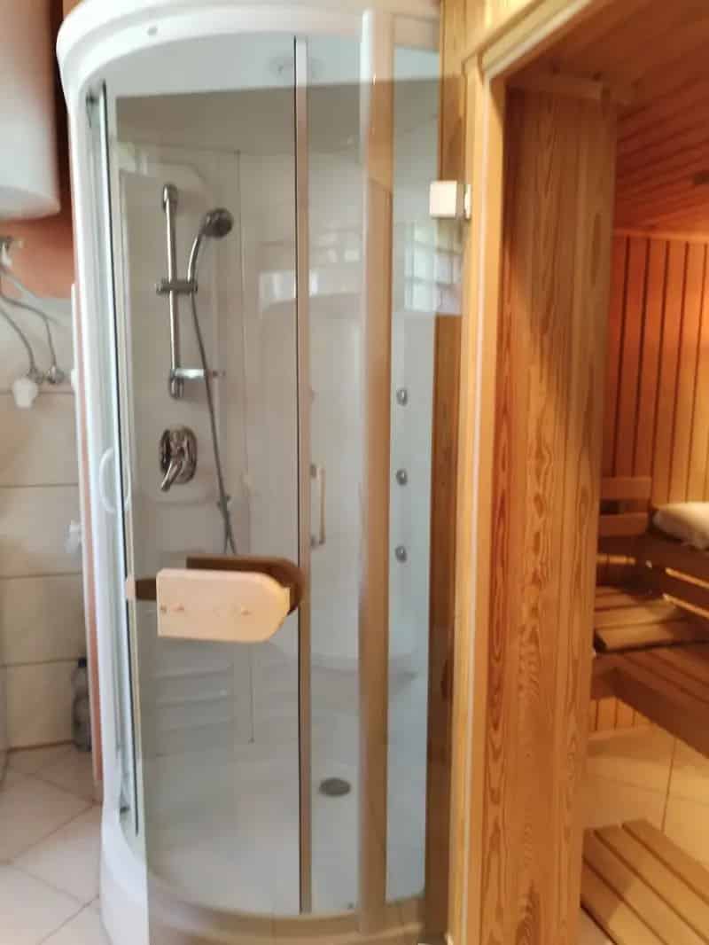 Győr Kisbácsa családi ház eladó 4 szoba szauna konditerem