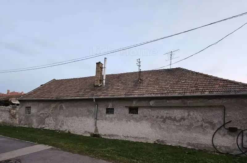 Mosonmagyaróvár Üzlethelyiség Befektetés 70m2 480m2 Telek