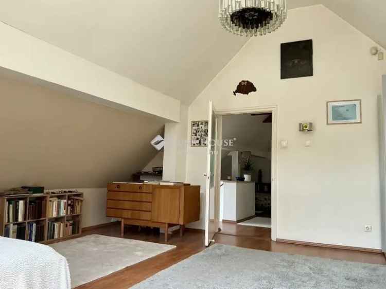 Óbudai panorámás családi ház eladó