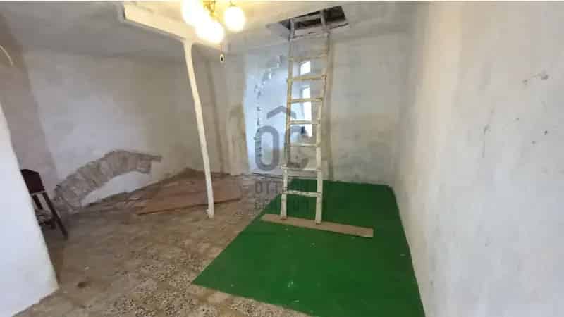 Decsi eladó présház 54m2 3 szoba kút 131m2 telek