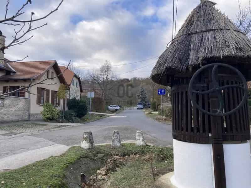 889 nm-es Telek Eladó Törökbálinton