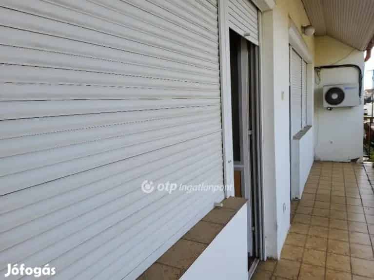 190 nm-es családi ház eladó Boldogon