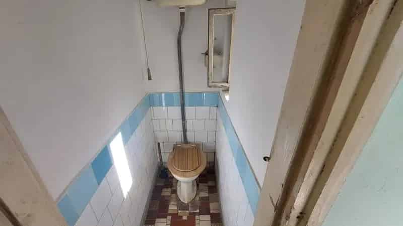 Felujitando 2 szoba belvarosi csaladhaz kertkapcsolattal