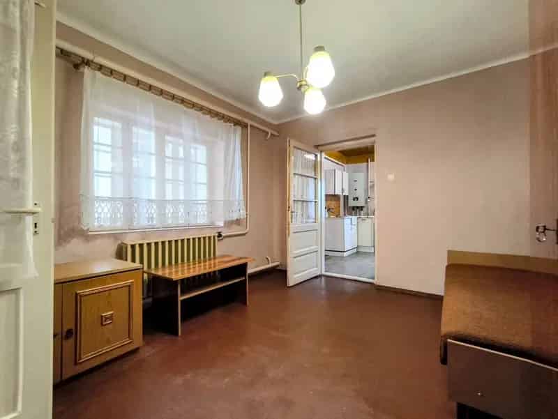 Füzesgyarmaton eladó családi ház nagy garázzsal