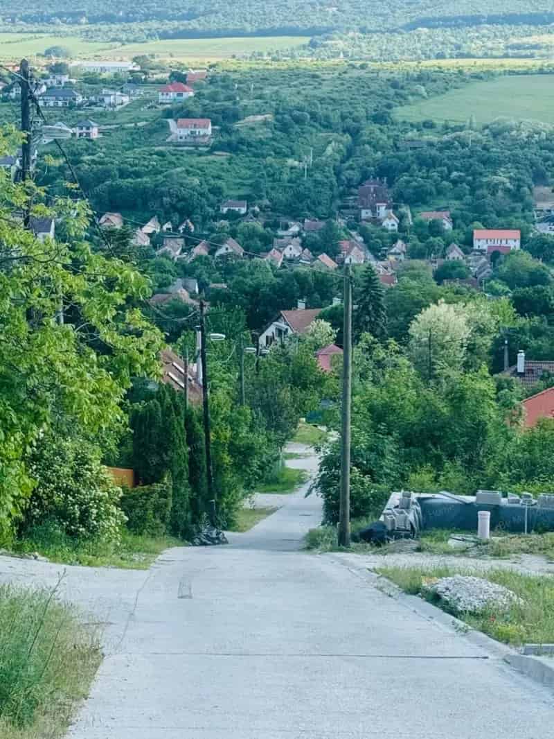 Pomáz Örökpanorámás Építési Telek Kevélyekre Néző