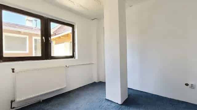 Ház Kiadó , Budapest, Közép-Magyarország
