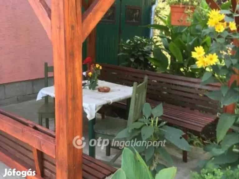 Szentesi 100nm-es Ház Eladó - Kurca Part - Horgászparadicsom