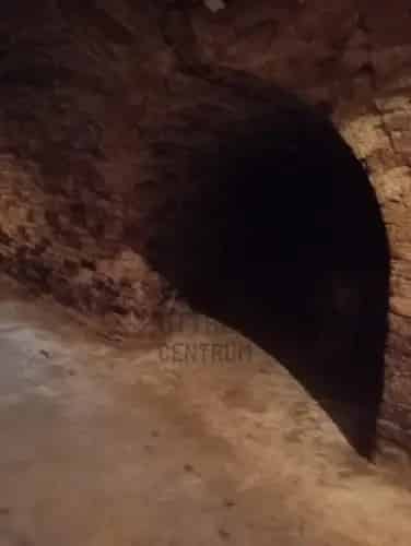 Szekszárdi présház eladó felújított 69nm 94.8nm hasznos OC H487392