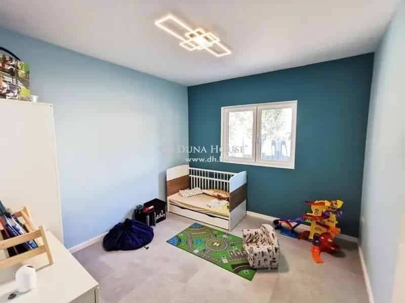 Duna parti Luxus Családi Ház Eladó Dömsödön