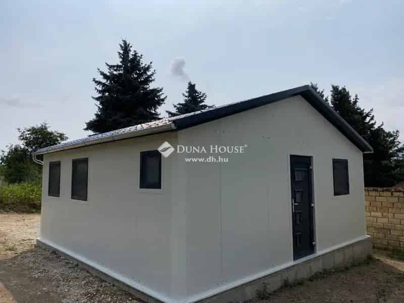 Sárvár panorámás építési telek eladó dupla garázzsal