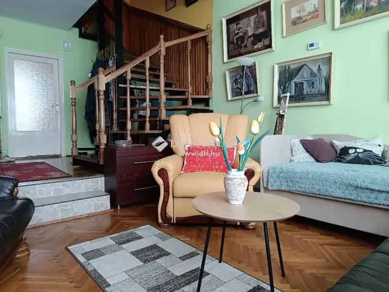 Gyulai családi ház eladó - 112m2 - 200m2 kert - garázs