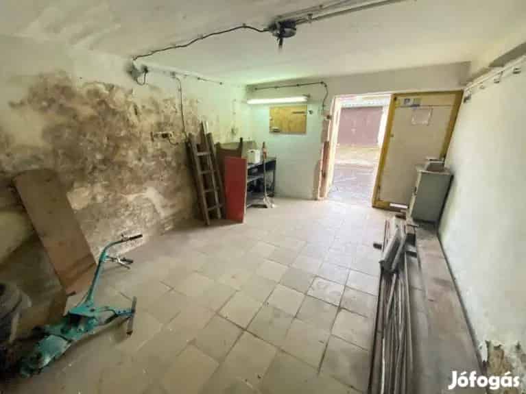 Belvárosi Garázs Eladó Kaposváron 16 m2