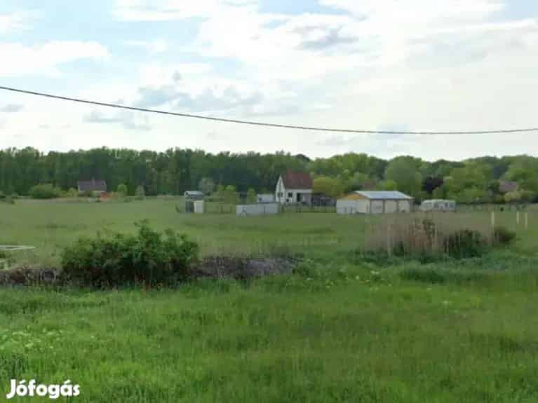 Telek eladó Nagyréven a Tisza közelében