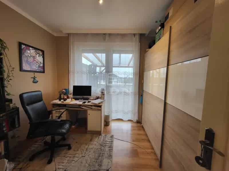 Szombathelyi Penthouse Lakás Eladó - 70m2 Terasz Jakuzzival