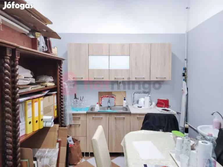 41 m2-es üzlethelyiség eladó Pécs belvárosában