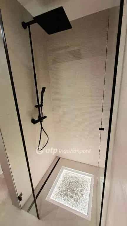 II Kerulet Felujitott Lakas Elado Klima Biztonsagi Ajo