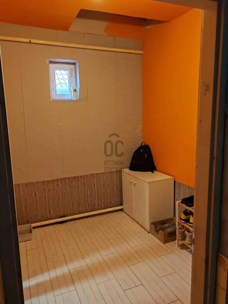 Felújított családi ház csendes környéken garázzsal