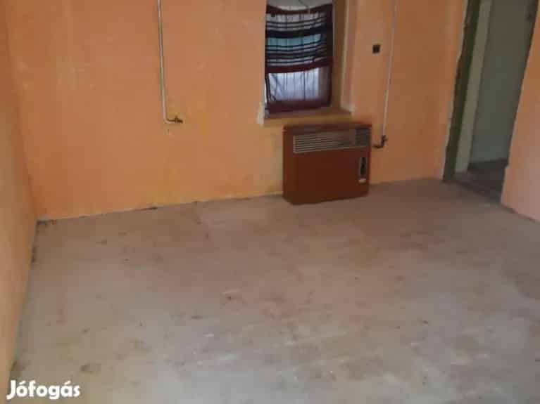Bontandó ház eladó Gyulán - 450 nm telekkel