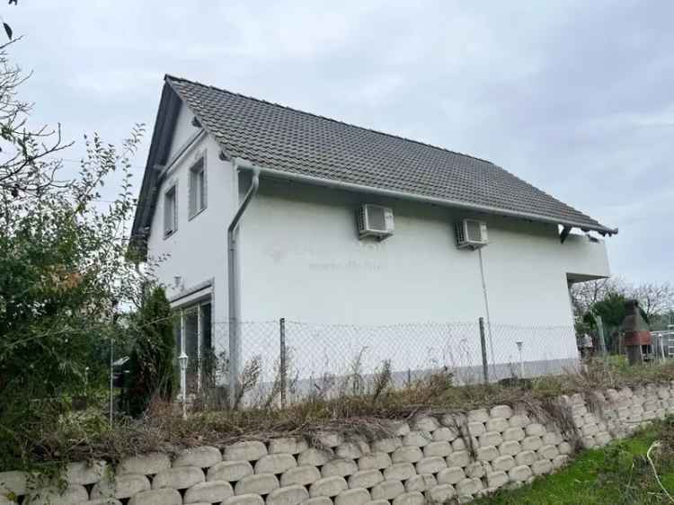 Dunaszekcső 4 szobás ház eladó Duna-part közelében