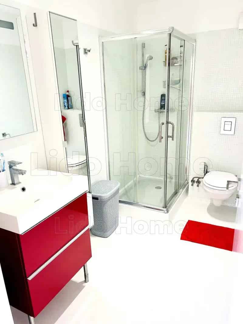 Modern Elegáns Nyaraló 450m2-es Telken