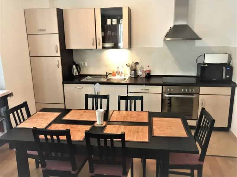 Duna Parti Luxuslakas Elado 76m2 2 Szoba Terasz