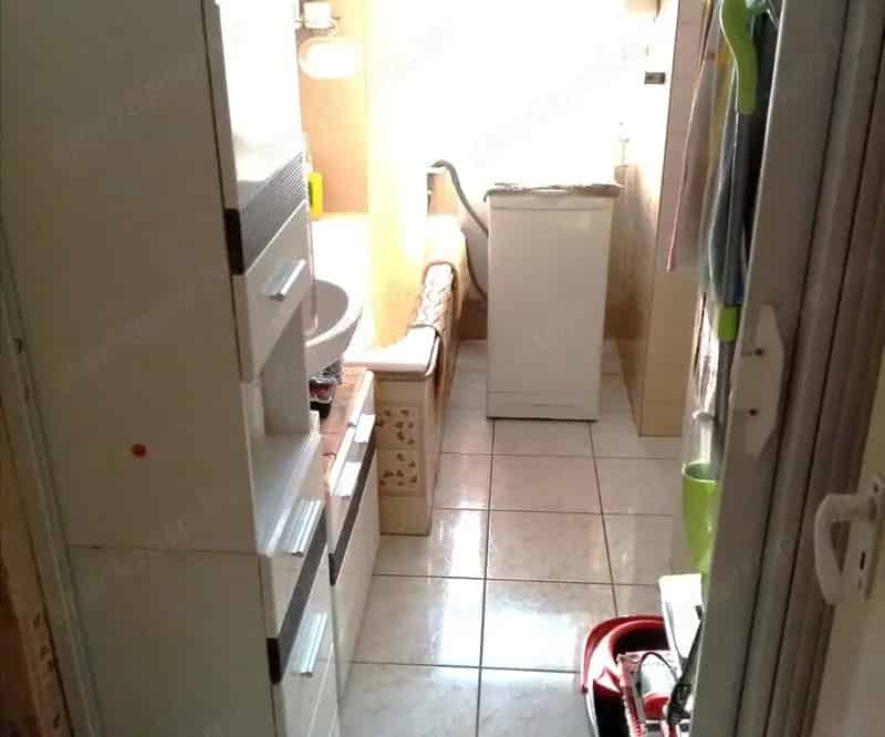 Kaposvár 3 szobás erkélyes lakás eladó