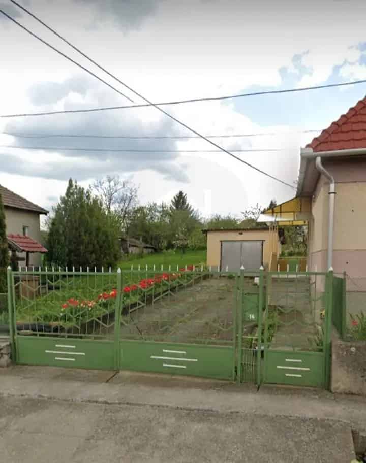 81 nm-es Felújított Ház Szűcsin 970 nm-es Telekkel