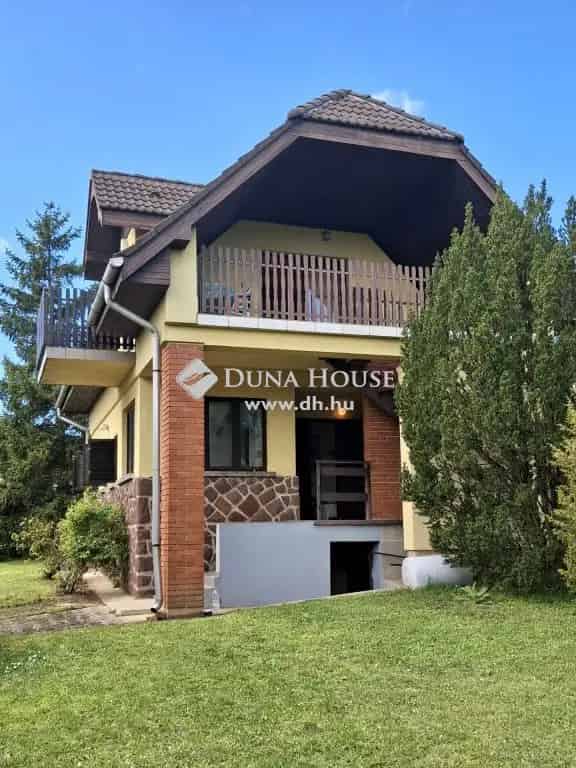 Balatonakali panorámás nyaraló eladó