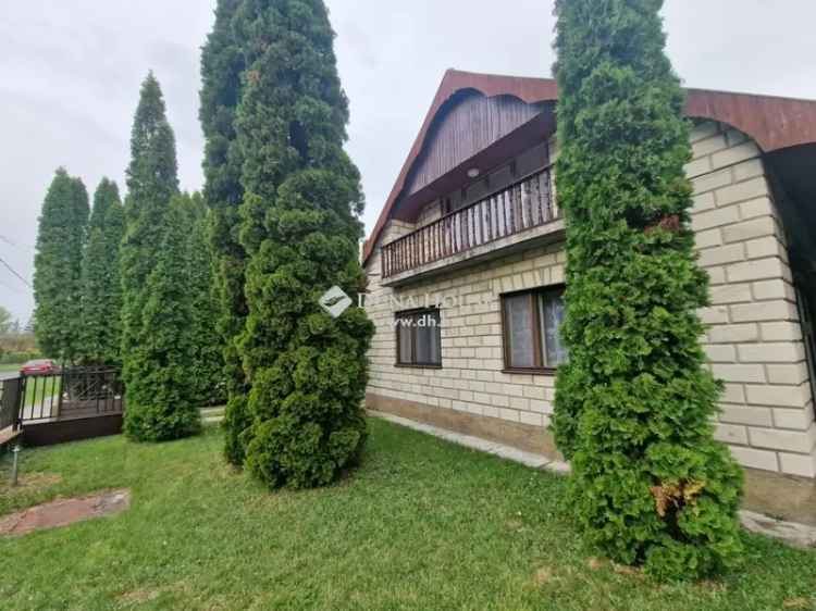Balatonmáriafürdő Családi Ház Eladó Apartmannal