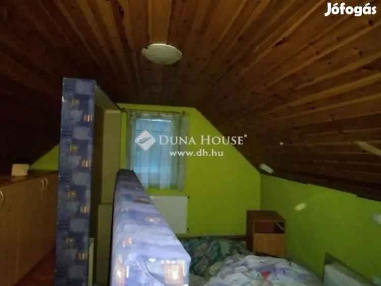 83 nm-es Horgásztanya eladó Pécelen