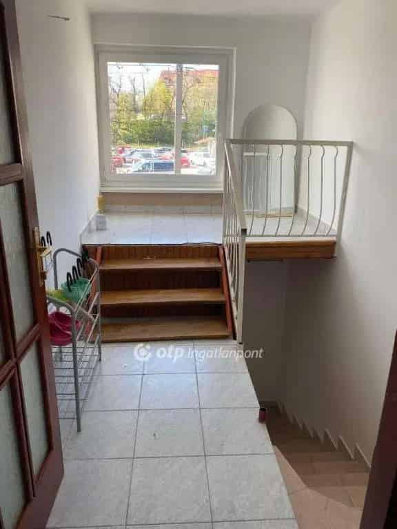 3 Generációs Alacsony Rezsíjű Családi Ház Kerepesen Eladó