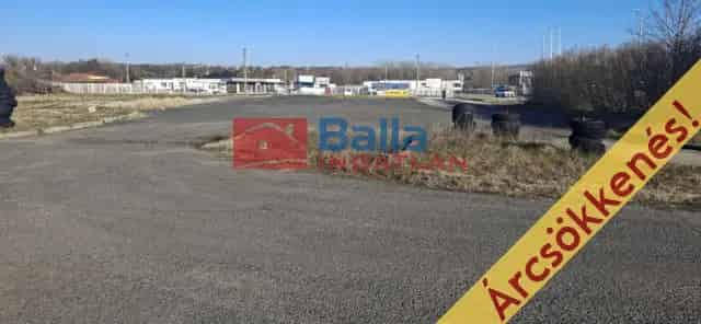 Ajka Bakonygyepes Ipari Telek Eladó 4233 m² 8-as Főút
