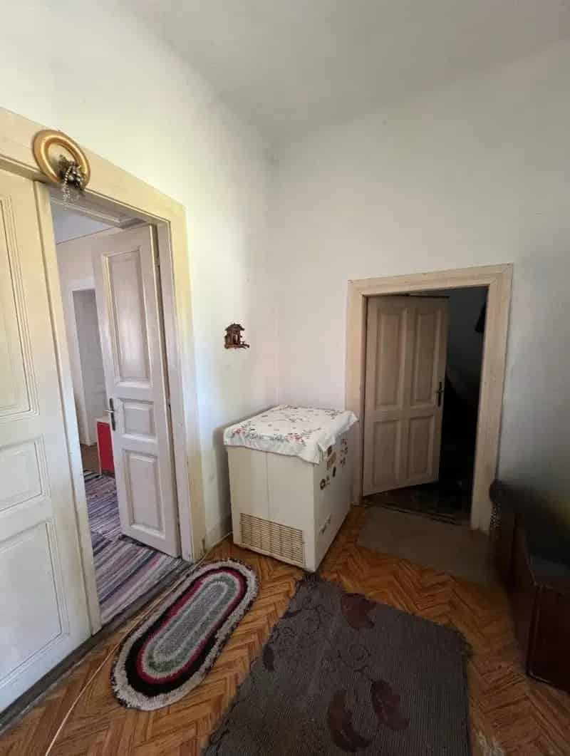 Kiskőrösi családi ház eladó - felújítandó, új tetővel