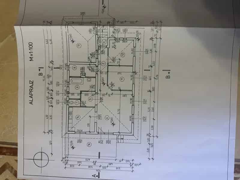 107 nm-es családi ház Nyíregyházán - 3 hálószoba, garázs, kert
