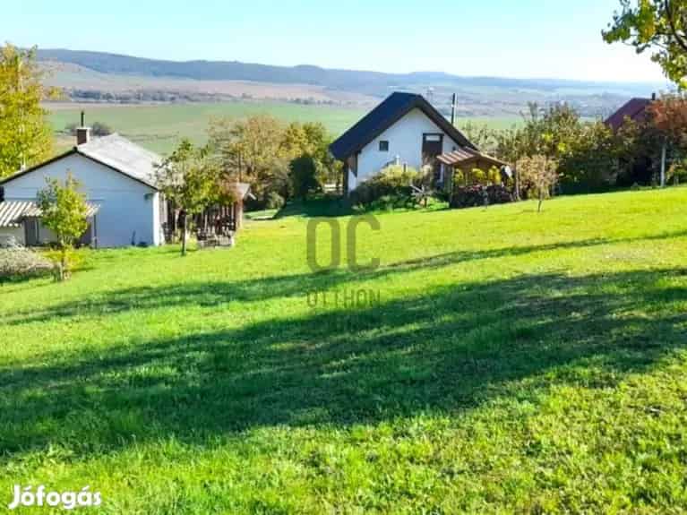 Téliesített nyaraló eladó Tarjánban! - Tarján, Nyaralók, üdülők - Jófogás Ingatlan