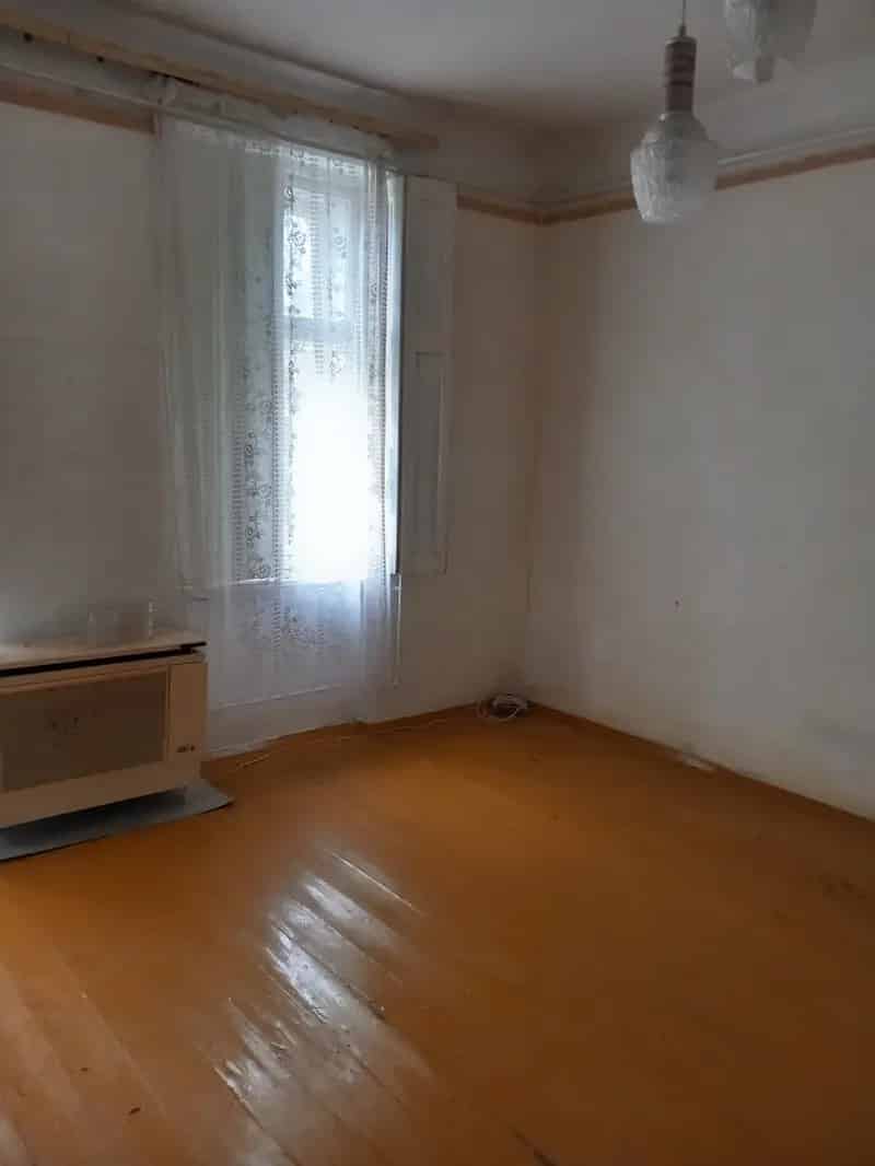 Kunágota - 3 szobás felújított parasztház eladó