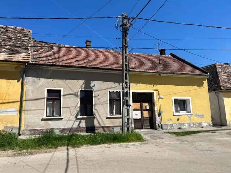 Pápa Belvárosában Eladó Házrész Garzonlakás