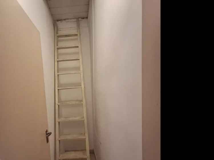 Felujitott 2 szobas haz elado Komádi külterületén Körös partján