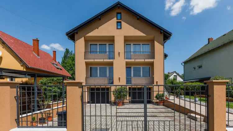 Hévízi családi ház eladó - modern belső, extrák