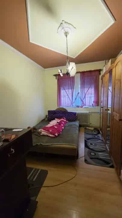 Vámospércs 110 m2-es családi ház 1862 m2-es telken