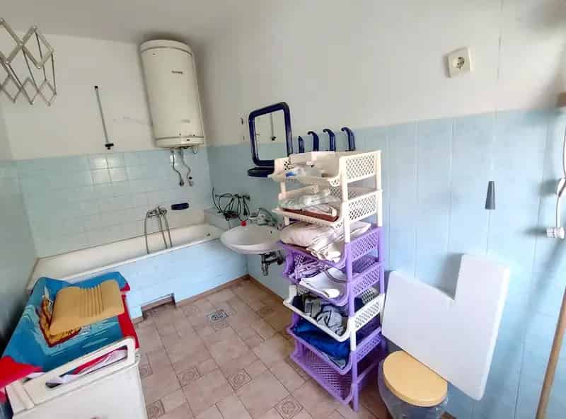 Karmacs családi ház eladó - felújított, csendes környezet