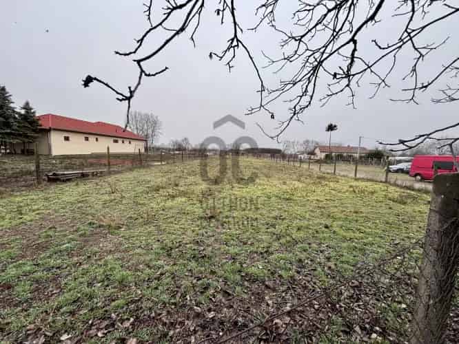 Zsombói eladó telek 700 m² - Családi ház építésére ideális