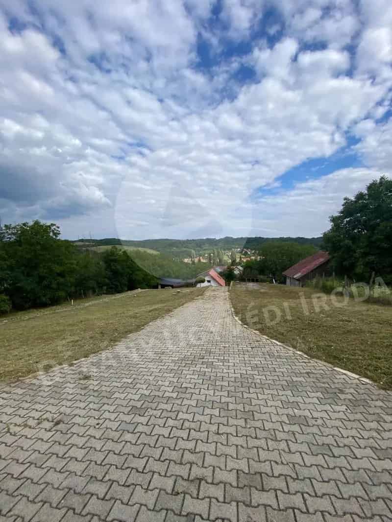 Ház Kiadó , Mecseknádasd, Dunántúl
