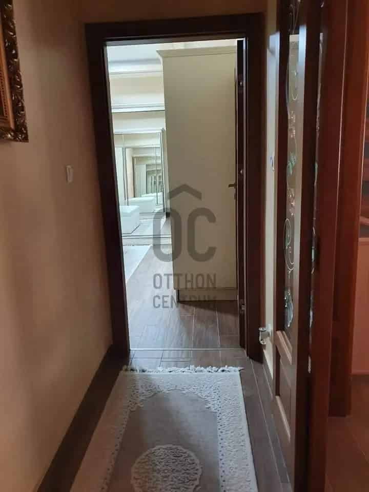 380 nm-es Luxuskivitelű Családi Ház Nyíregyházán