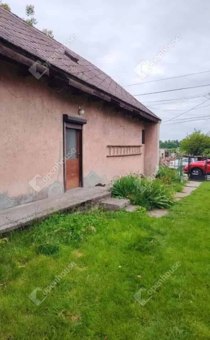 Eladó telek Szabadbattyánban - 1116 m² összközműves