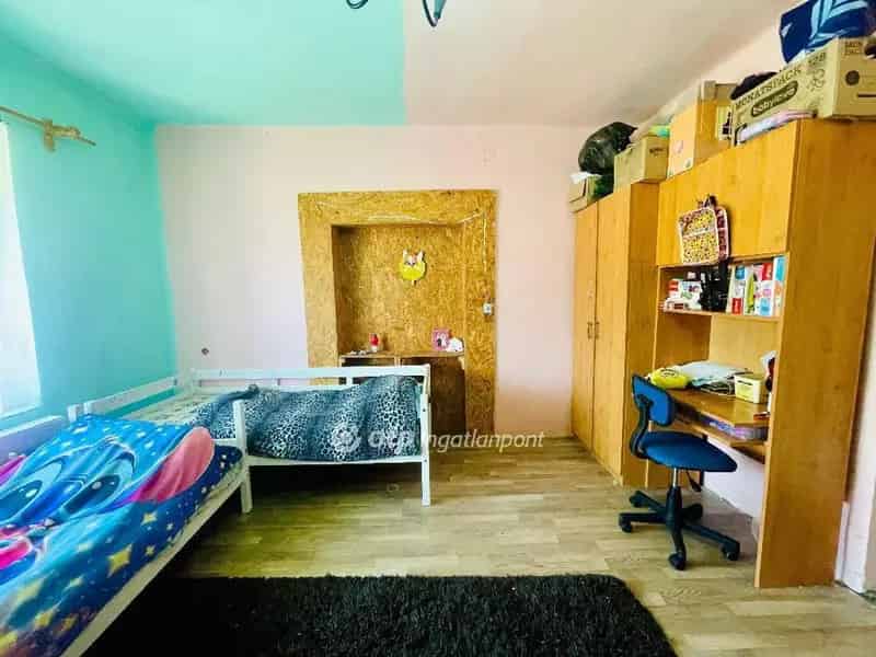 Debreceni családi ház eladó - 84 nm, 938 nm telek