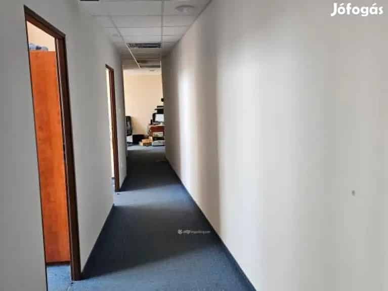 Panorámás Veszprémi Lakás Befektetőknek 346nm